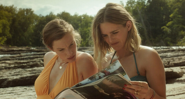 Nathalie Love nude, Lindsay Burdge sexy – Up the River (2015)