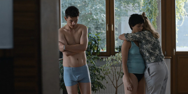 Maria Wawreniuk nude, Sara Celler-Jezierska sexy, Klaudia Koscista sexy – Open Your Eyes (Otworz oczy) s01e01-06 (2021)