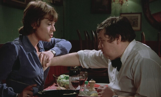 Sydne Rome nude, Karin Albin nude, Mylene Demongeot nude – Il faut vivre dangereusement (1975)