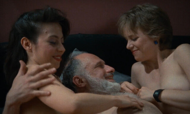 Helen Nicholas nude, Louise Smith nude, Marusia Zach nude, Amanda Goodwin sexy – Working Girls (1986)