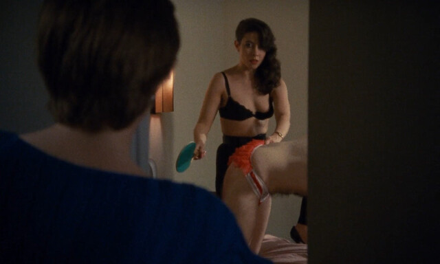 Helen Nicholas nude, Louise Smith nude, Marusia Zach nude, Amanda Goodwin sexy – Working Girls (1986)