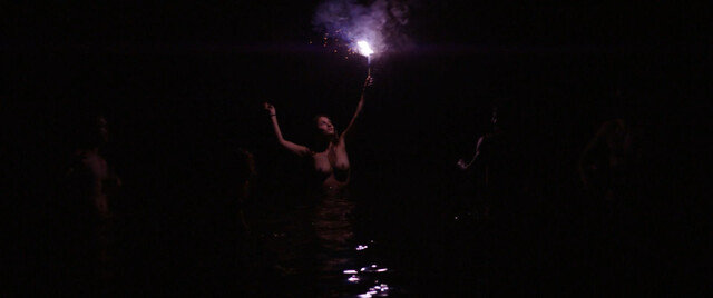 Sara Etienne (Sara Linaje) nude, Clara Cisse nude – Boy oh Boy (2018)