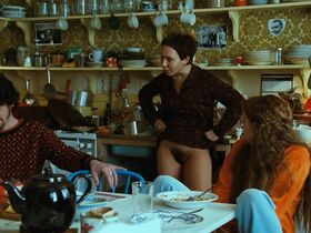 Jessica Liedberg nude, Anja Lundkvist nude, Lisa Lindgren sexy – Together (Tillsammans) (2000)