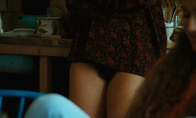 Jessica Liedberg nude, Anja Lundkvist nude, Lisa Lindgren sexy – Together (Tillsammans) (2000)