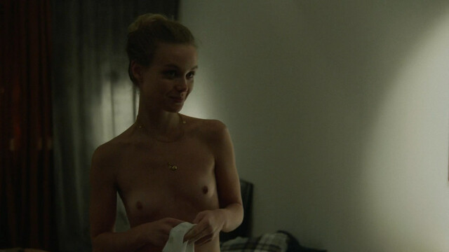 Matilda Kallstrom nude, Alma Jodorowsky nude – Threesome s01e01-08 (2021)