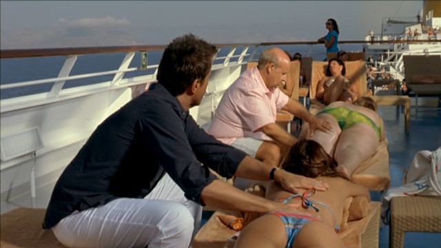 Aida Yespica nude, Michelle Hunziker sexy – Natale in crociera (2007)