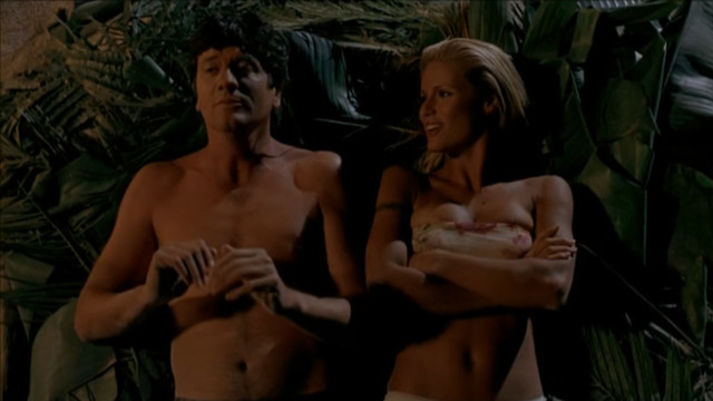Aida Yespica nude, Michelle Hunziker sexy – Natale in crociera (2007)