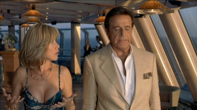 Aida Yespica nude, Michelle Hunziker sexy – Natale in crociera (2007)