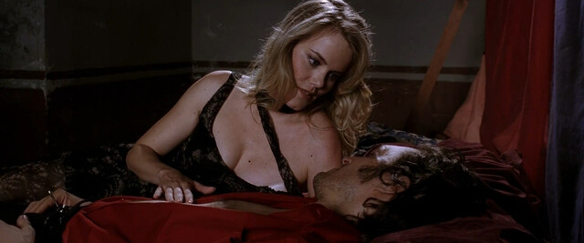 Greta Cavazzoni nude, Caroline Kessler nude, Cara Kavanaugh sexy, Youma Diakite sexy, Ramona Zoppi sexy – Oliviero Rising (2007)