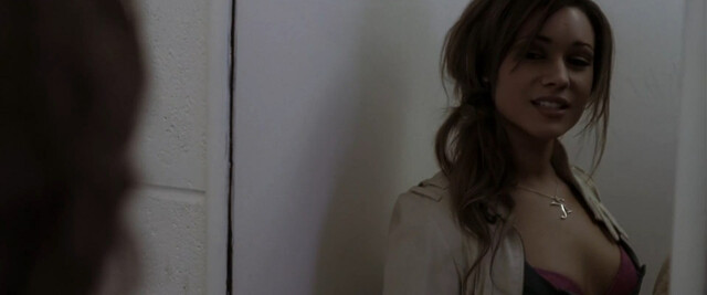 Greta Cavazzoni nude, Caroline Kessler nude, Cara Kavanaugh sexy, Youma Diakite sexy, Ramona Zoppi sexy – Oliviero Rising (2007)