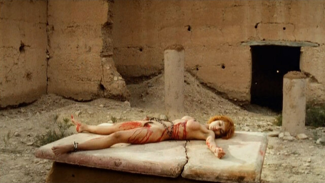 Arielle Dombasle nude, Marie Espinosa nude, Zineb Nijih nude, Dany Verissimo-Petit nude, etc.– Gradiva (C'est Gradiva qui vous appelle) (2006)