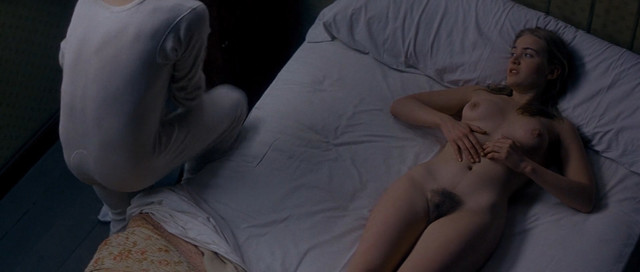 Kate Winslet nude, Rachel Griffiths nude – Jude (1996)