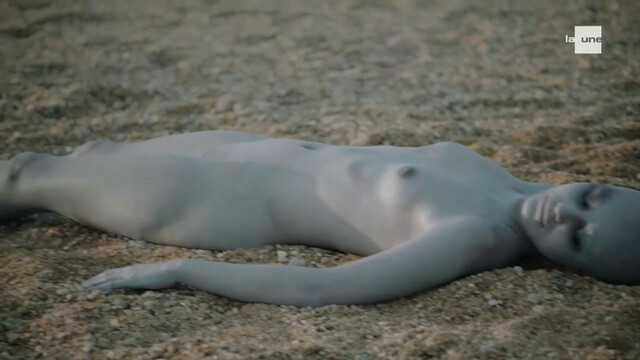 Camille Lou nude, Ilona Bachelier nude – J'ai menti s01e01-04 (2021)