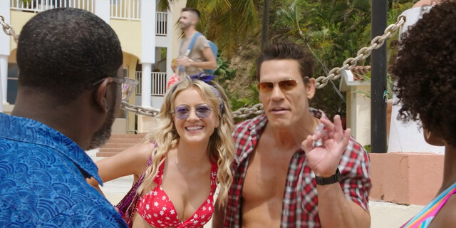 Meredith Hagner sexy, Yvonne Orji sexy – Vacation Friends (2021)