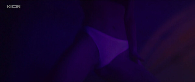 Linda Lapinsh nude, Safiya Yarullina nude, Anna Sinyakina sexy – Kosa s01e01-02 (2021)