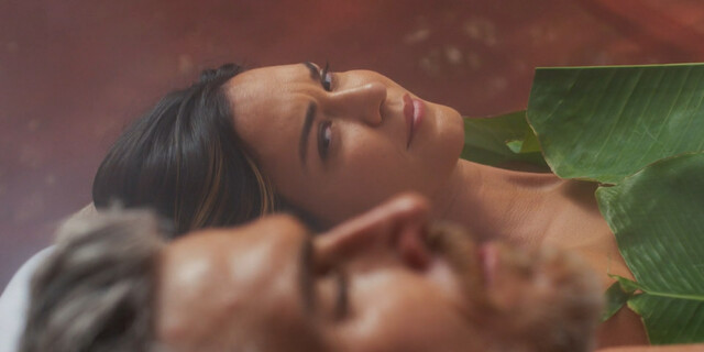 Odette Annable sexy, Kiara Barnes sexy – Fantasy Island s01e02 (2021)