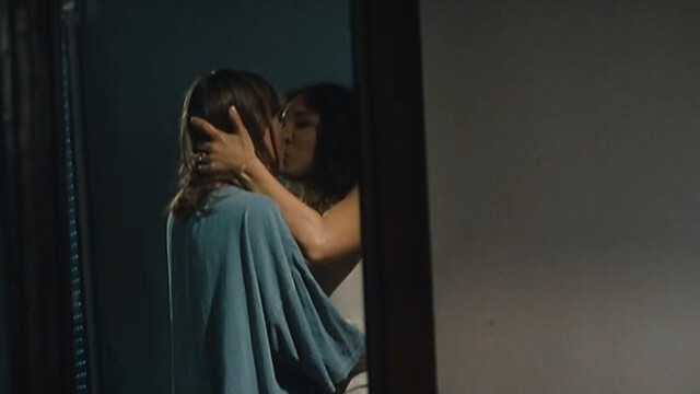 Sofiia Manousha nude, Elise Lhomeau nude, etc. – Le noir (te) vous va si bien (2012)