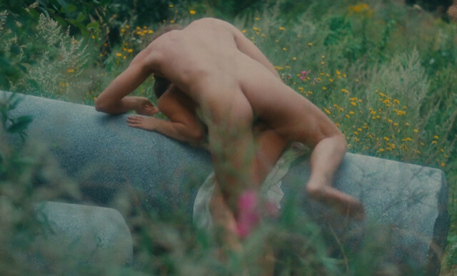 Marina Pierro nude, Gaelle Legrand nude, Pascale Christophe nude – Les heroines du mal (1979)