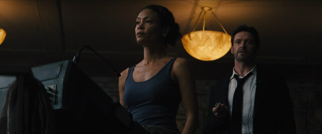Rebecca Ferguson sexy, Thandiwe Newton sexy – Reminiscence (2021)