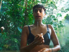 Kiara Barnes sexy, Maria Gabriela Gonzalez sexy – Fantasy Island s01e01 (2021)
