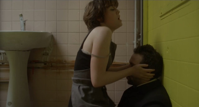 Laurie Anselme sexy, Sarah Ulysse sexy – Hotel Paradis (2013)