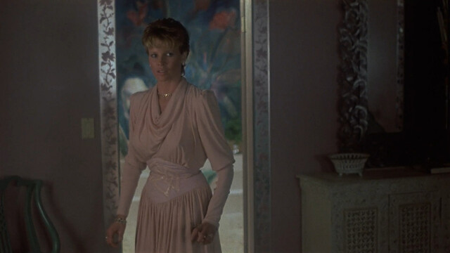 Marilu Henner nude, Jennifer Ashley nude, Cindi Dietrich sexy, Kim Basinger sexy – The Man Who Loved Women (1983)