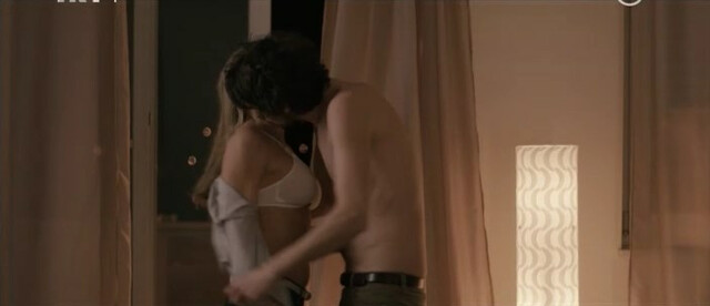 Nela Kocis nude, Mila Elegovic sexy – Zagreb Cappuccino (2014)