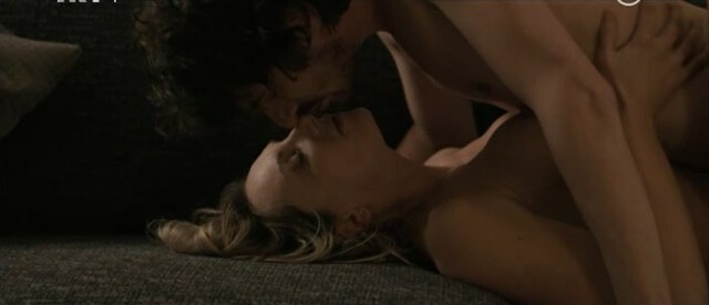 Nela Kocis nude, Mila Elegovic sexy – Zagreb Cappuccino (2014)