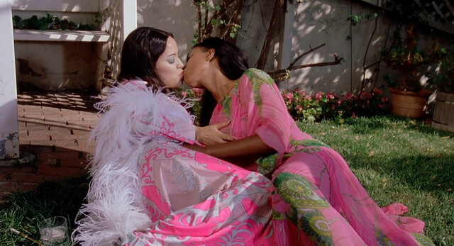 Anna Biller nude, Bridget Brno nude, Lola Kelly nude, Carol Holst nude, Andrea Lain nude – Viva (2007)