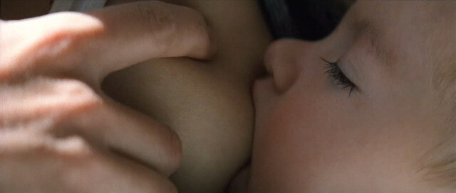 Mathilda May nude, Laura Mana nude – La teta y la luna (1994)