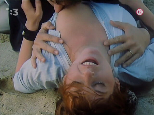 Veronika Zilkova nude, Ingrid Timkova nude, etc. – Skus ma objat (1991)