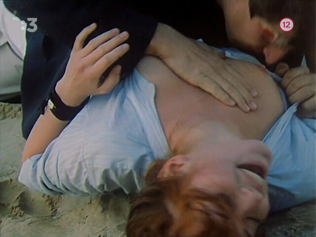 Veronika Zilkova nude, Ingrid Timkova nude, etc. – Skus ma objat (1991)