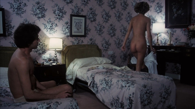 Vanessa Hidalgo nude, Helga Line nude, etc. – Black Candles (Los ritos sexuales del diablo) (1982)