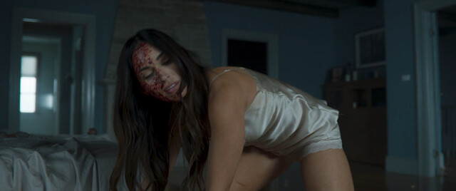 Megan Fox sexy – Till Death (2021)