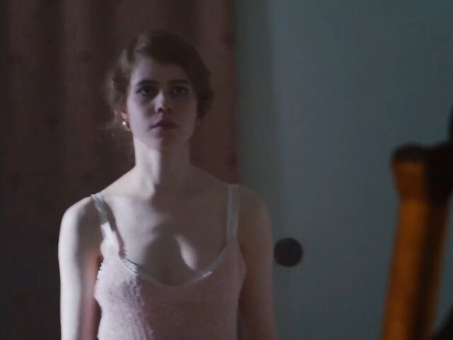 Lena Baader nude, Luise Aschenbrenner sexy – Fabian: Going to the Dogs (Fabian oder Der Gang vor die Hunde) (2021)