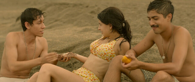 Fatima Molina sexy, Nicolasa Ortiz sexy – Sueno en otro idioma (2017)