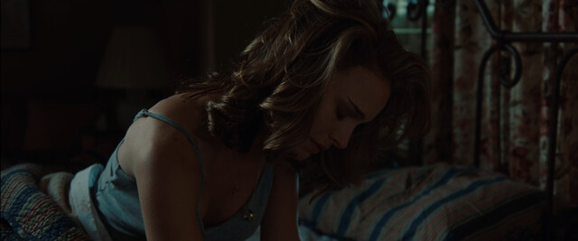 Natalie Portman sexy – Brothers (2009)