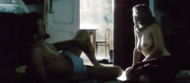 Ela Lehotska nude – Dest (2009)