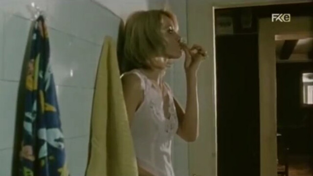 Barbara Nola nude – Potonulo groblje (2002)