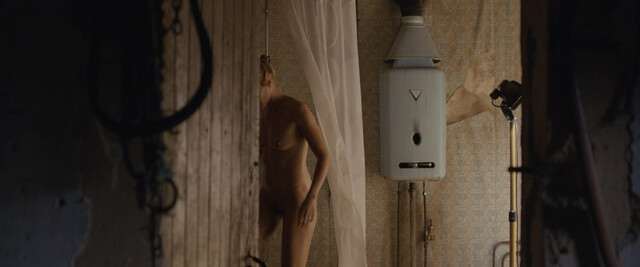 Loes Haverkort nude – Rendez-Vous (2015)