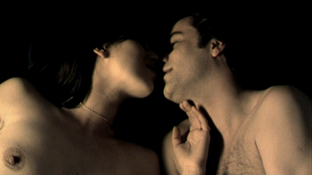 Malena Solda nude – Nueces para el amor (2000)