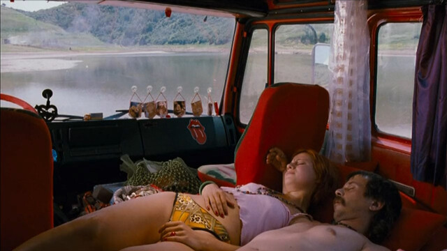 Aleksandra Balmazovic nude – The Red Colored Grey Truck (Sivi kamion crvene boje) (2004)