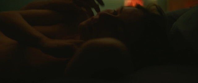 Tihana Lazovic nude – The Dawn (Zora) (2020)