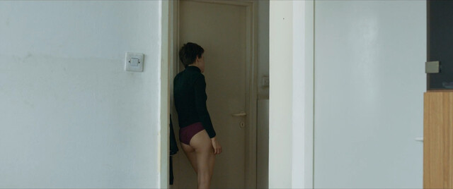 Ursa Menart sexy, Liza Marijina sexy – Polsestra (2019)