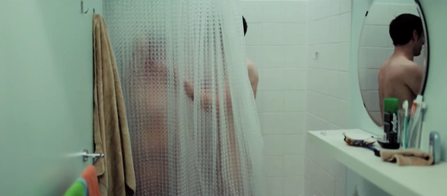 Christine Beaulieu nude – Enfin l'Automne (Fall, Finally) (2011)