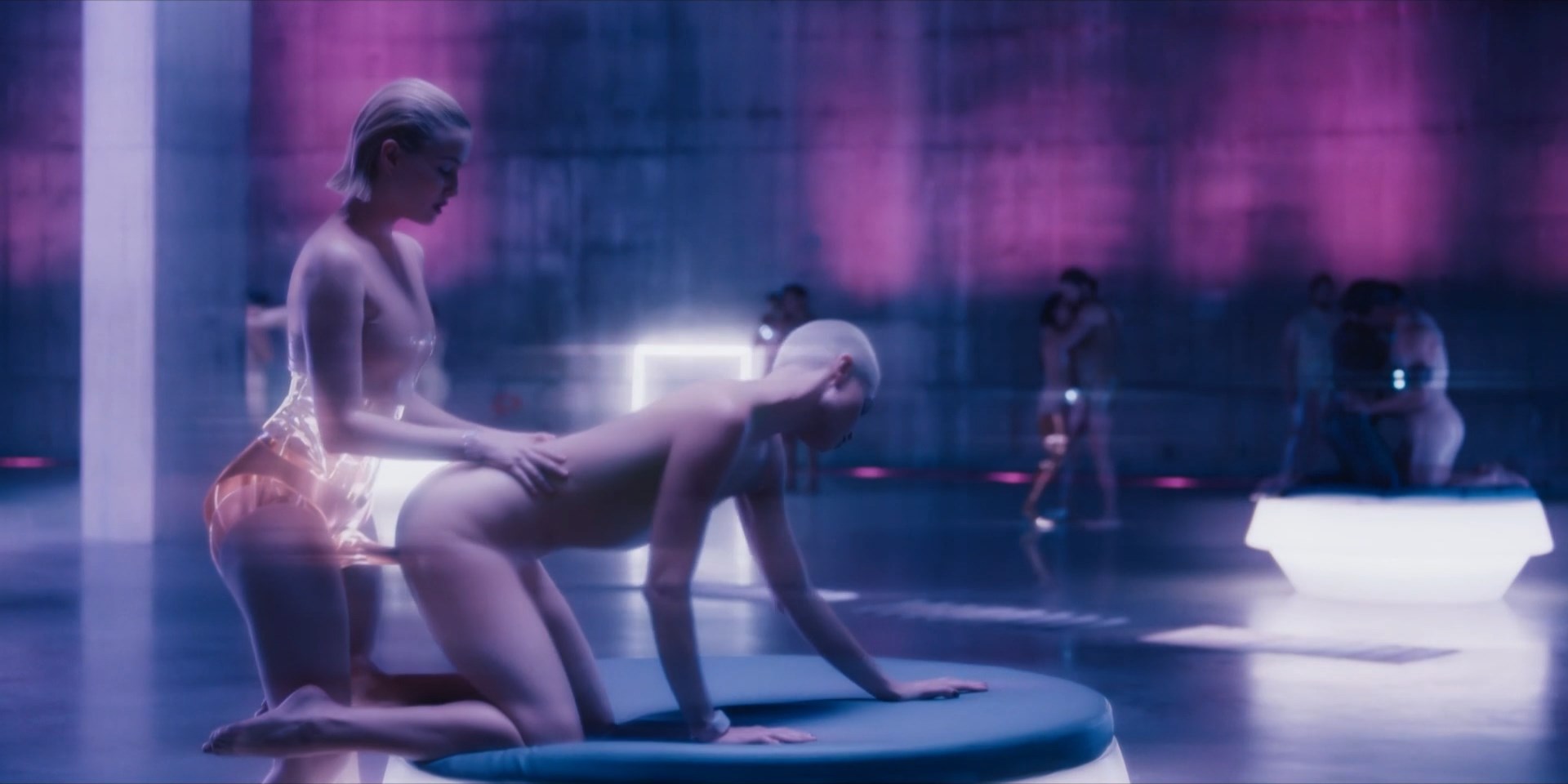 Nude video celebs » Julia Goldani Telles sexy image