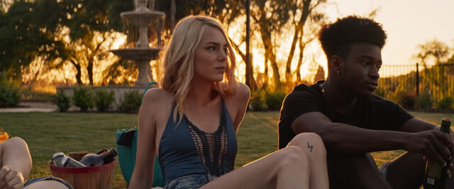 Jessica Chancellor sexy, Jasmine Waltz sexy – 616 Wilford Lane (2021)