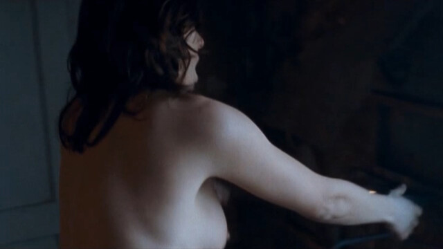 Rifka Lodeizen nude – Kan door huid heen (2009)