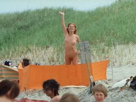 Gerlinde Bolke nude – Der Baulowe (1980)