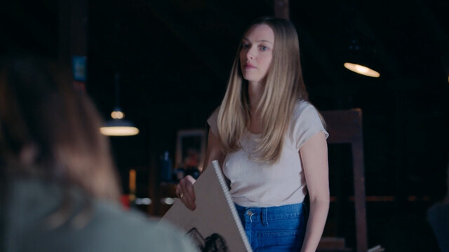 Amanda Seyfried sexy, Natalia Dyer sexy – Things Heard & Seen (2021)